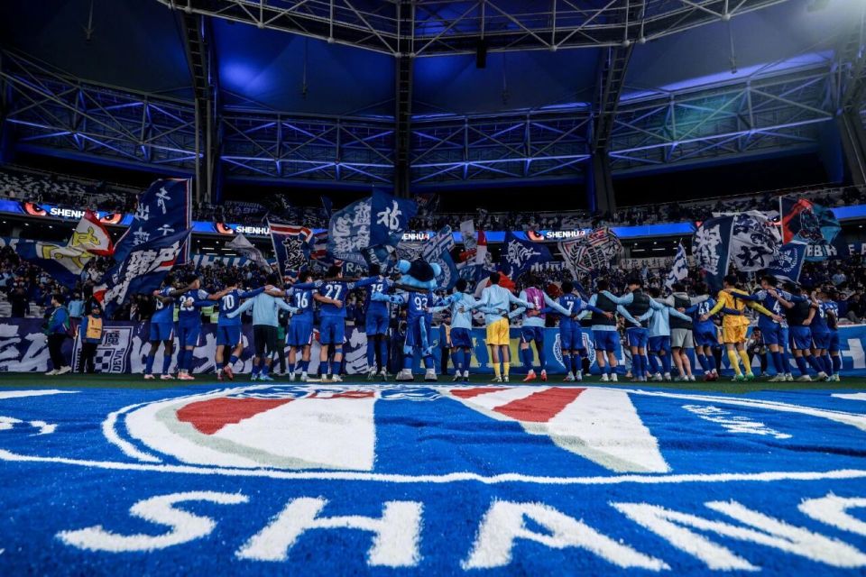 分钟用头球, 很开心赢得 分钟用头球, 很开心赢得